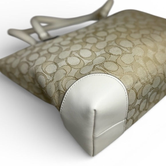 Coach City Zip Tote Shoulder Bag - Picture 5 of 11